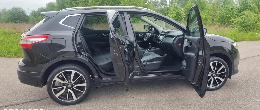 Nissan Qashqai cena 57800 przebieg: 76000, rok produkcji 2014 z Puszczykowo małe 742